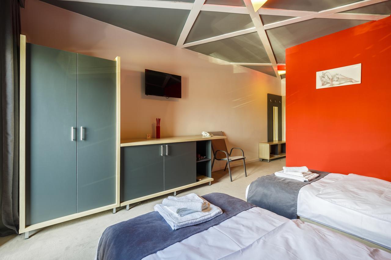 Net Hotel 皮特什蒂 外观 照片