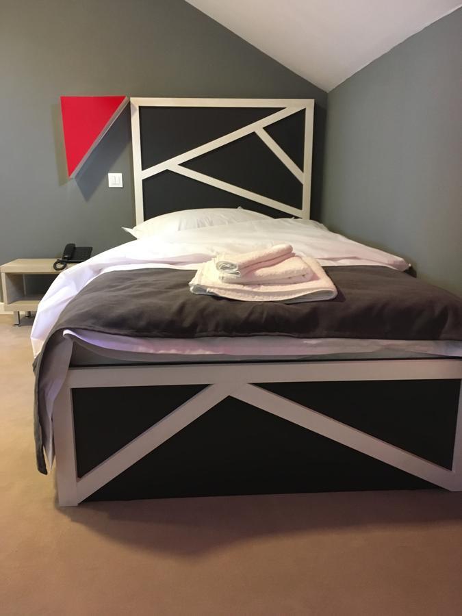 Net Hotel 皮特什蒂 外观 照片