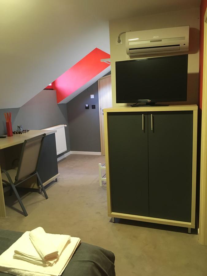 Net Hotel 皮特什蒂 外观 照片