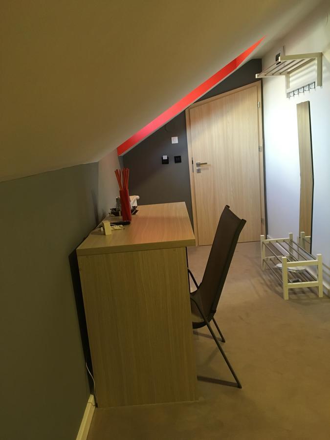 Net Hotel 皮特什蒂 外观 照片